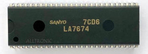 Color TV Signal Processor for NTSC System LA7674 DIP52 Sanyo