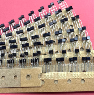Original Silicon NPN Epitaxial Planar Type Transistor 2SC1740 = C1740 TO92 Hitachi