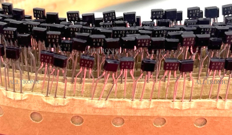 Original Digital Transistor 2SA123Y-S  / DTA123Y-S TO92 Rohm
